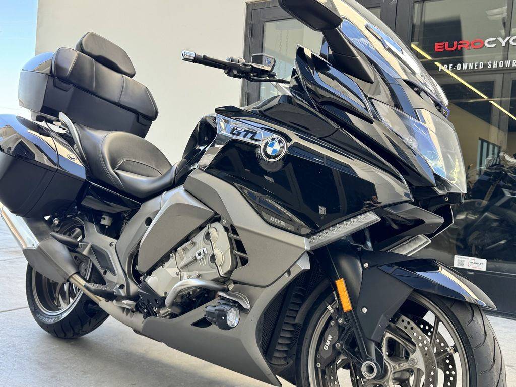 2022 BMW, schwarz, Import USA — Foto 4 z 12