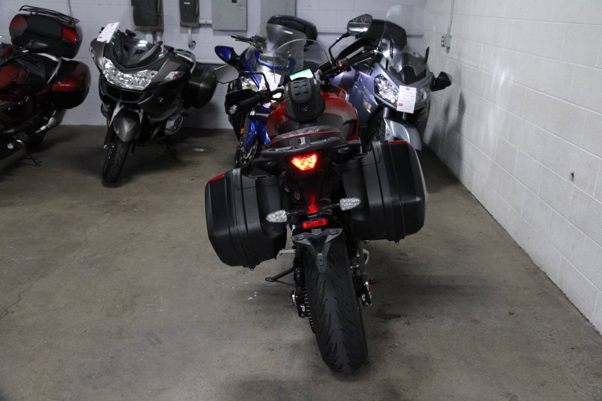 2023 Triumph, Import USA — Foto 3 z 12