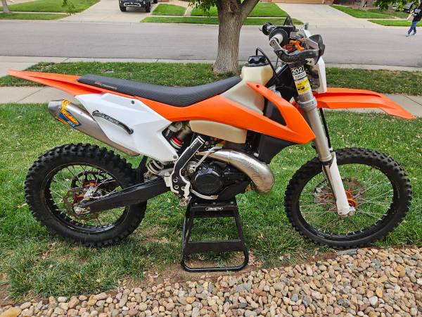 2017 KTM, Import USA — Foto 1 | AMECAR 2017 KTM, Import USA — Foto 1