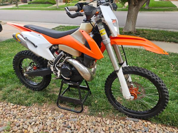 2017 KTM, Import USA — Foto 5 z 12