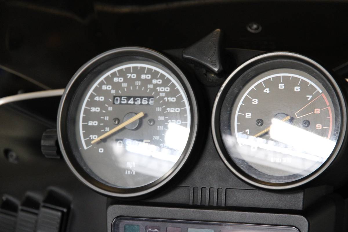 1994 BMW, Import USA — Foto 7 z 12