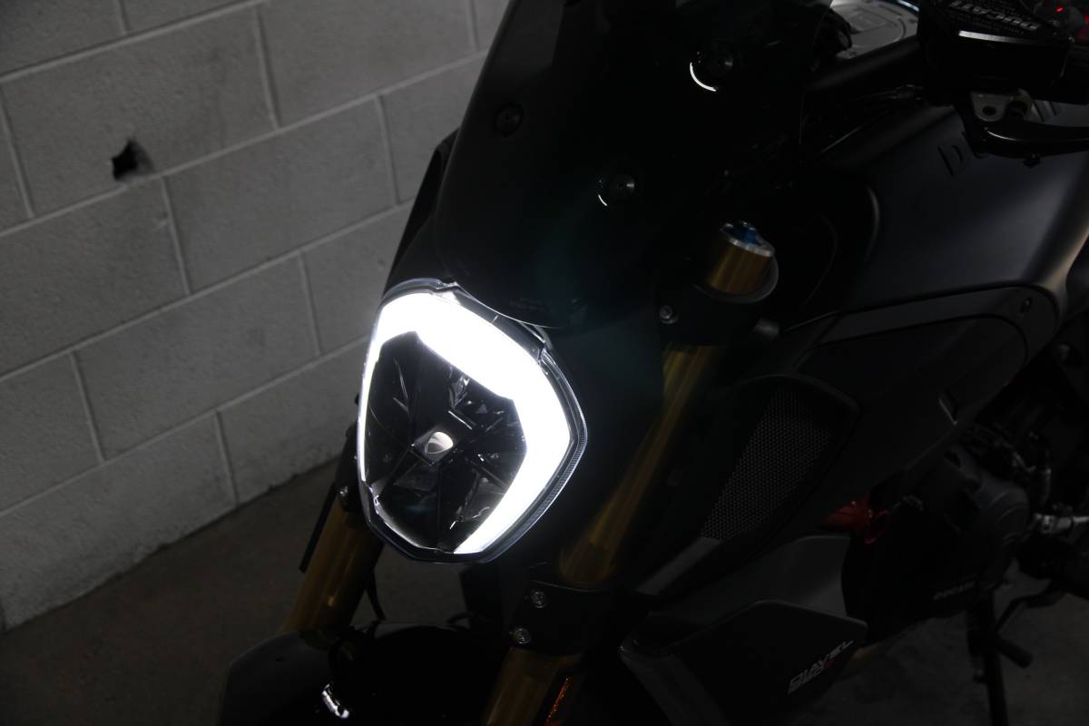 2022 Ducati, Import USA — Foto 8 z 12