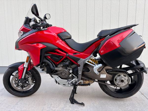 2016 Ducati, Import USA — Foto 2 z 12