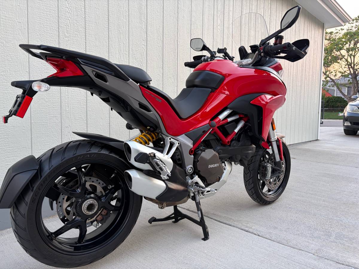 2016 Ducati, Import USA — Foto 6 z 12