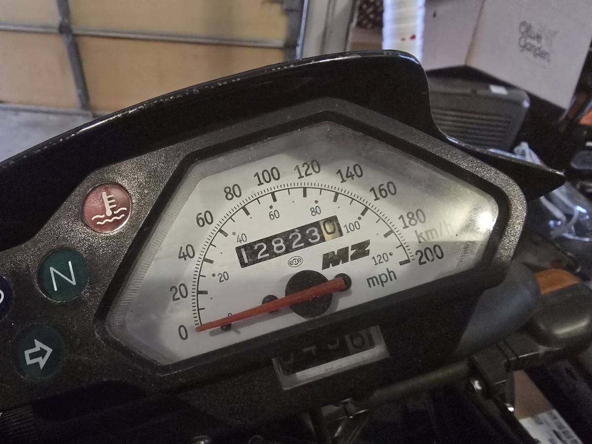 2004 Yamaha, schwarz, Import USA — Foto 2 z 11