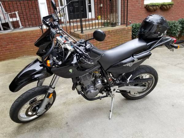 2004 Yamaha, schwarz, Import USA — Foto 4 z 11