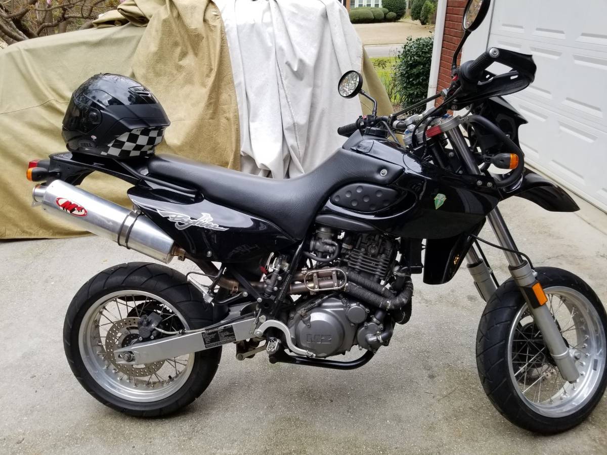 2004 Yamaha, schwarz, Import USA — Foto 5 z 11