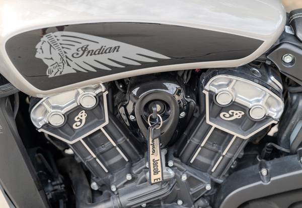 2022 Indian, Import USA — Foto 2 z 9