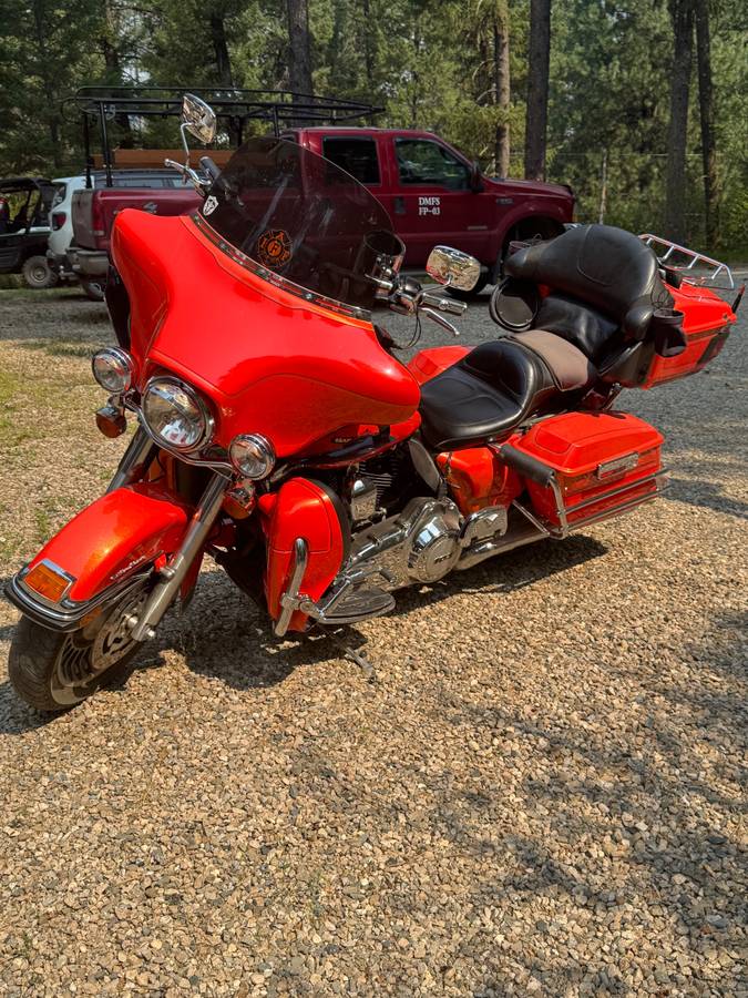 2012 Harley-Davidson, Import USA — Foto 2 z 5