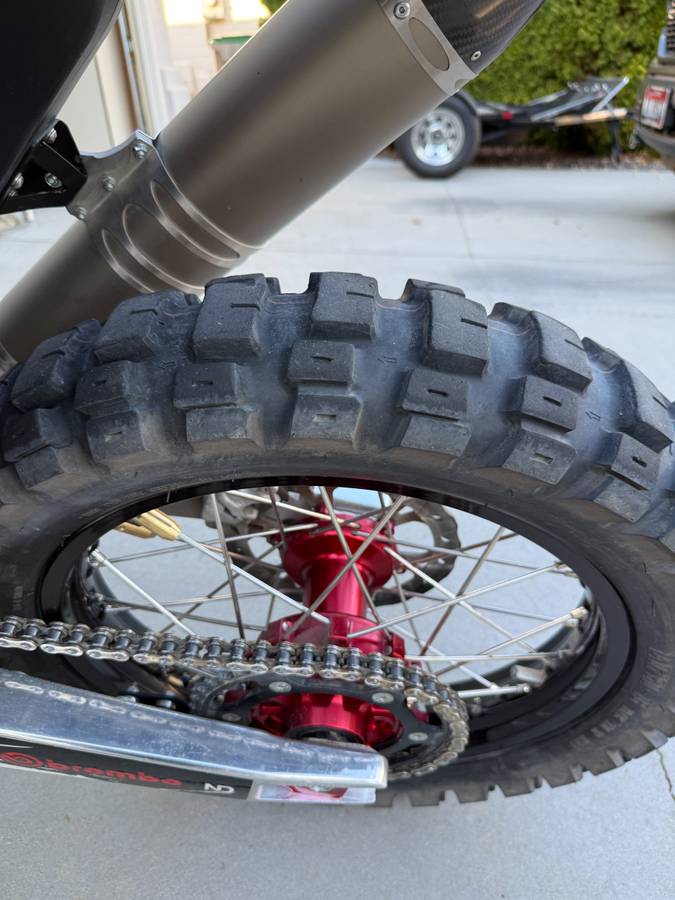 2018 Suzuki, Import USA — Foto 9 z 12