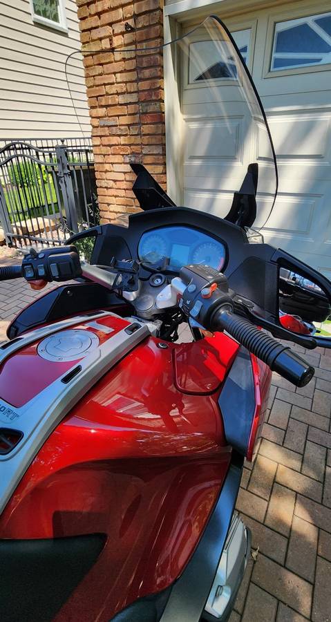 2005 BMW, Import USA — Foto 11 z 12