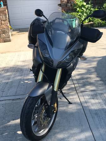2010 Triumph, Import USA — Foto 4 z 5