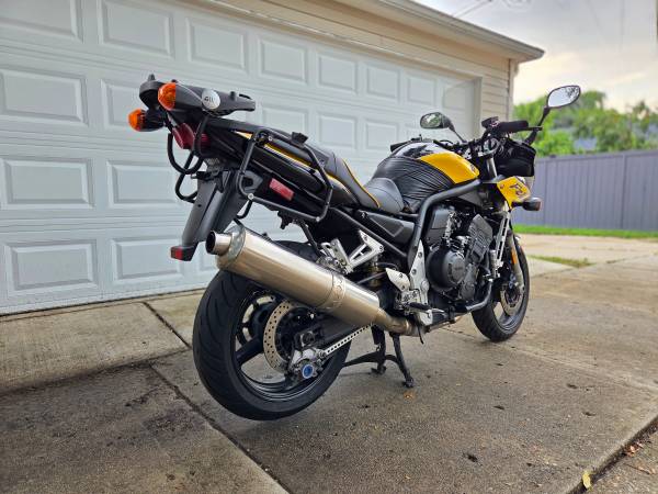 2003 Yamaha, Import USA — Foto 5 z 12