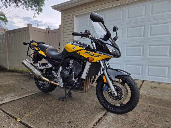 2003 Yamaha, Import USA — Foto 7 z 12