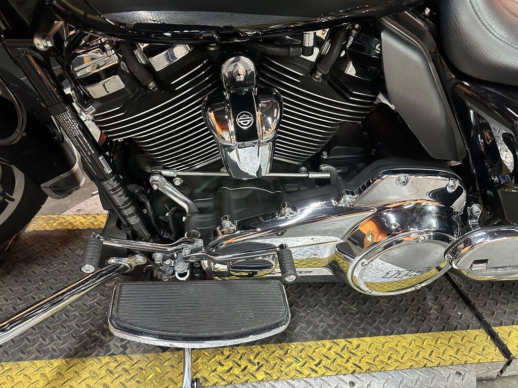 2022 Harley-Davidson, Import USA — Foto 6 z 12