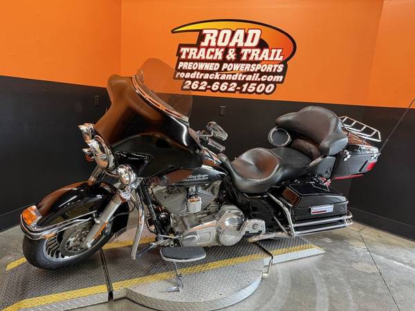 2009 Harley-Davidson, Import USA — Foto 3 z 12