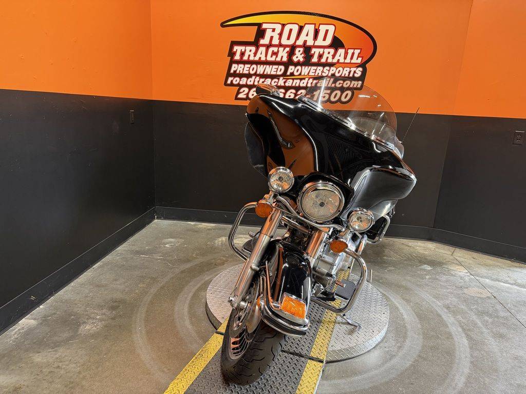2009 Harley-Davidson, Import USA — Foto 4 z 12