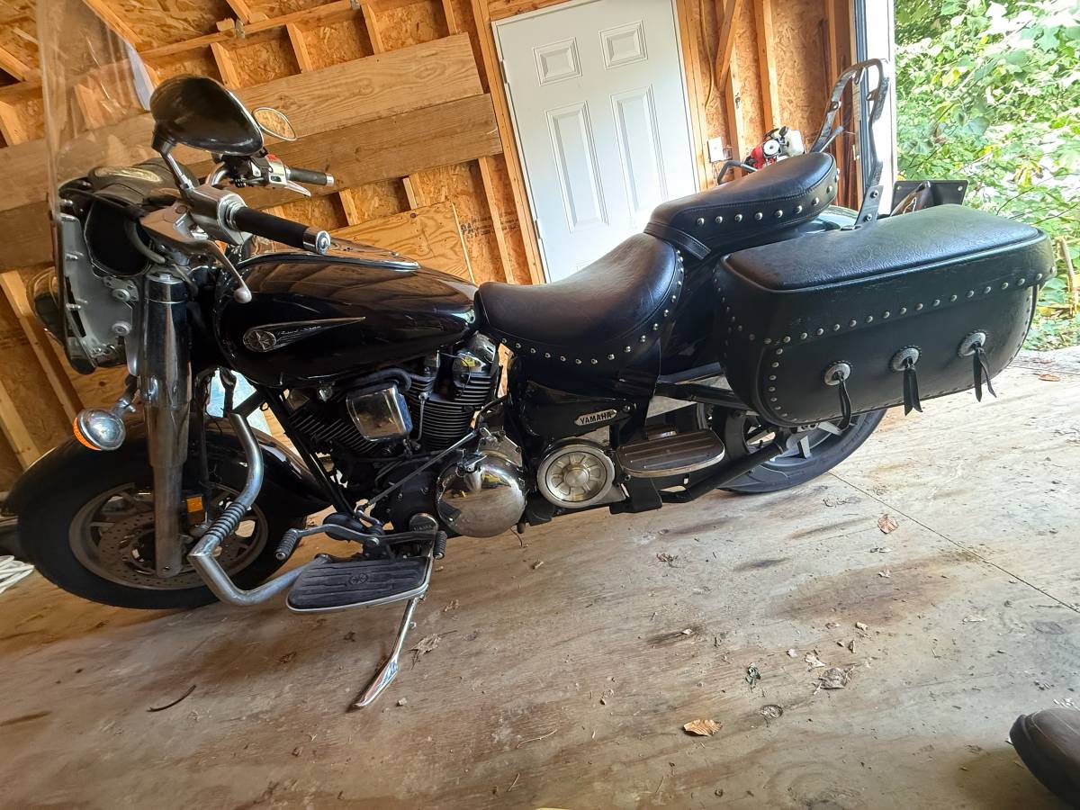 2004 Yamaha, Import USA — Foto 6 z 12