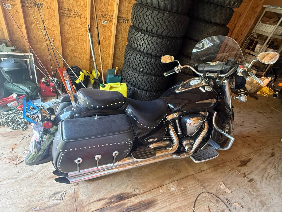 2004 Yamaha, Import USA — Foto 9 z 12