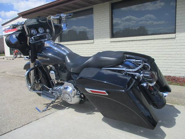 2007 Harley-Davidson, Import USA — Foto 5 z 9
