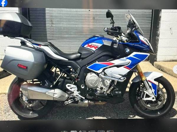 2018 BMW, Import USA — Foto 1
