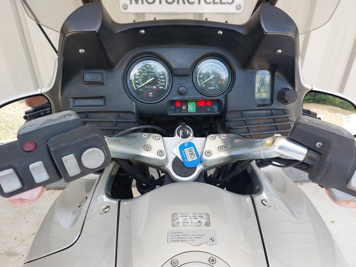 2002 BMW, Import USA — Foto 12 z 12