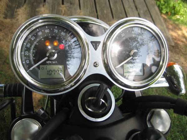 2018 Triumph, Import USA — Foto 2 z 12