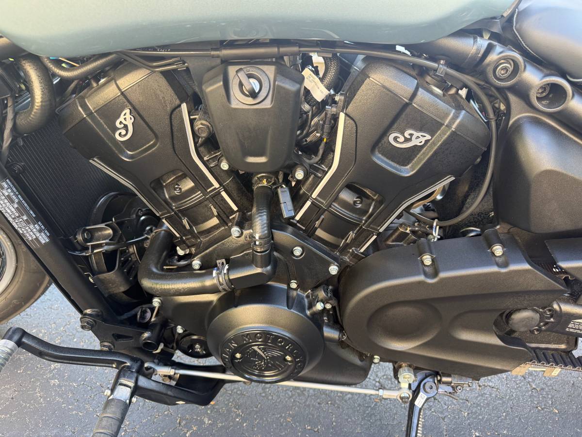 2025 Indian, Import USA — Foto 11 z 12