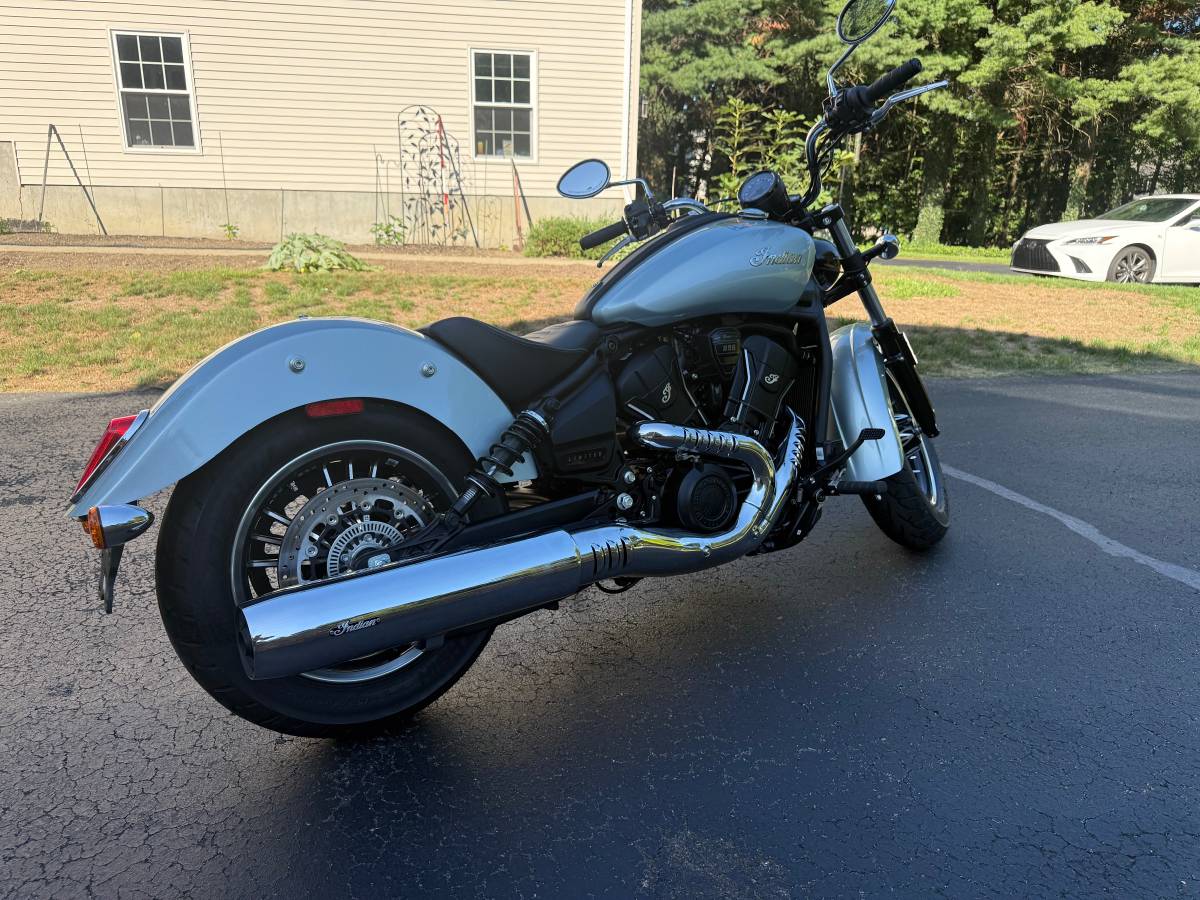 2025 Indian, Import USA — Foto 5 z 12