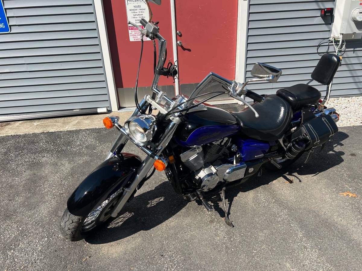 2004 Harley-Davidson, Import USA — Foto 2 z 12