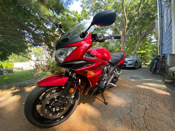 2016 Suzuki, Import USA — Foto 1