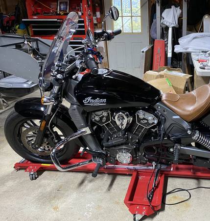 2015 Indian, Import USA — Foto 10 z 10