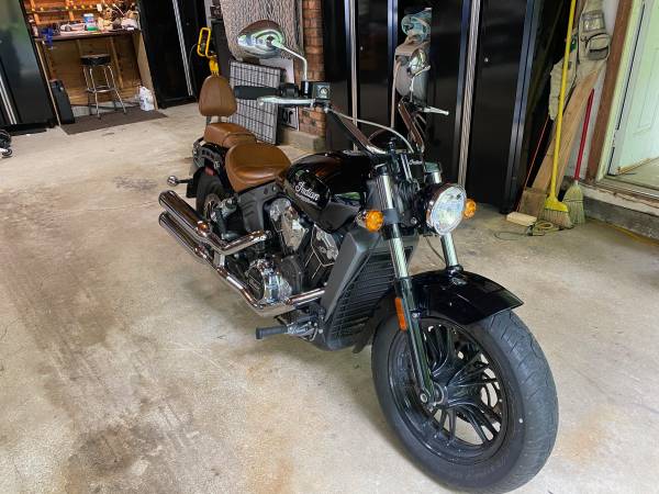 2015 Indian, Import USA — Foto 5 z 10