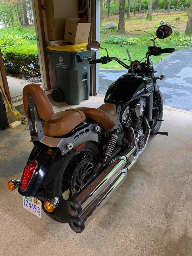 2015 Indian, Import USA — Foto 6 z 10