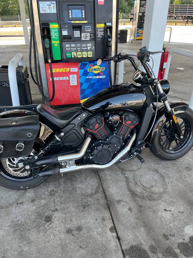 2017 Indian, schwarz, Import USA — Foto 7 z 7