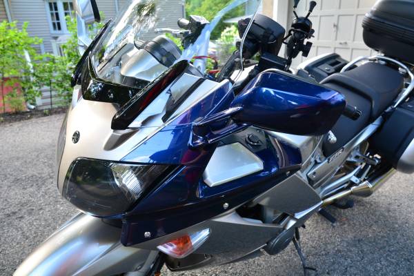 2010 Yamaha, Import USA — Foto 9 z 12