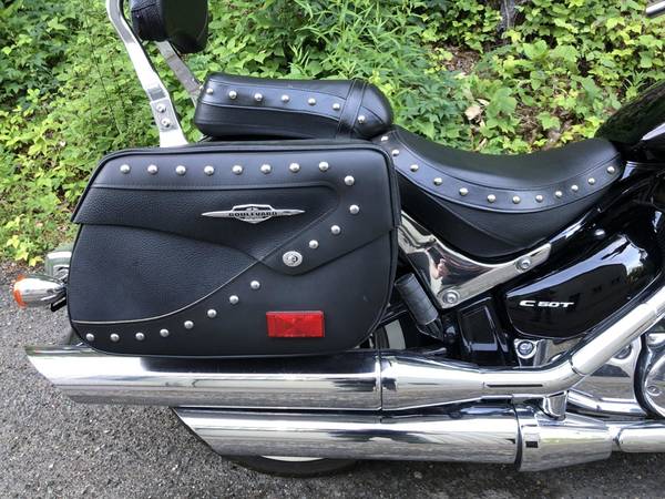 2019 Suzuki, schwarz, Import USA — Foto 3 z 11