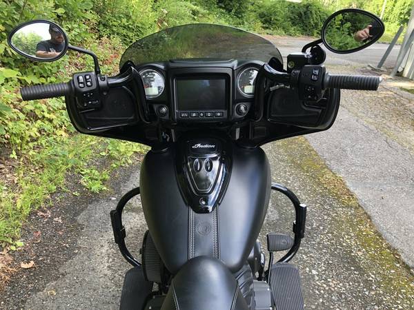 2018 Indian, schwarz, Import USA — Foto 5 z 11