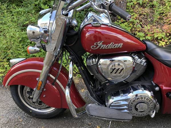 2017 Indian, rot, Import USA — Foto 10 z 11