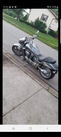 2009 Suzuki, Import USA — Foto 2 z 2
