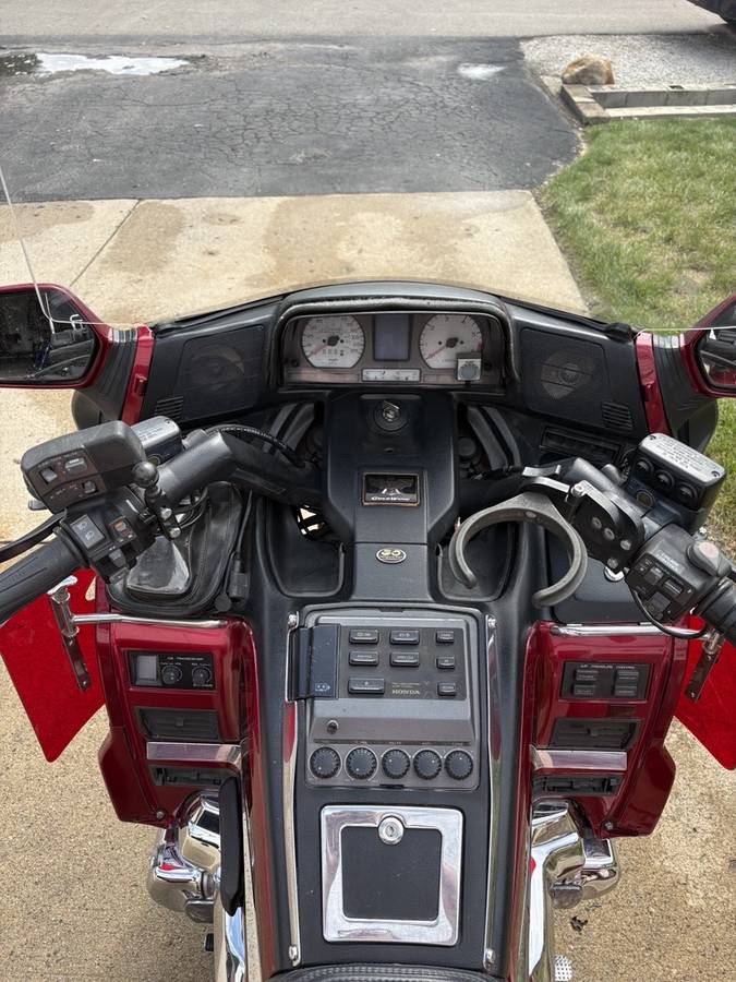1998 Honda, gold, Import USA — Foto 3 z 12