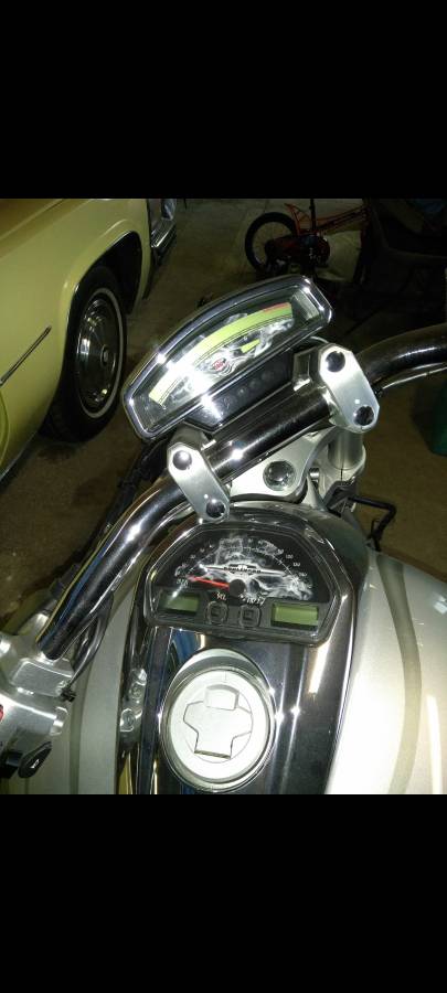 2006 Suzuki, Import USA — Foto 7 z 9