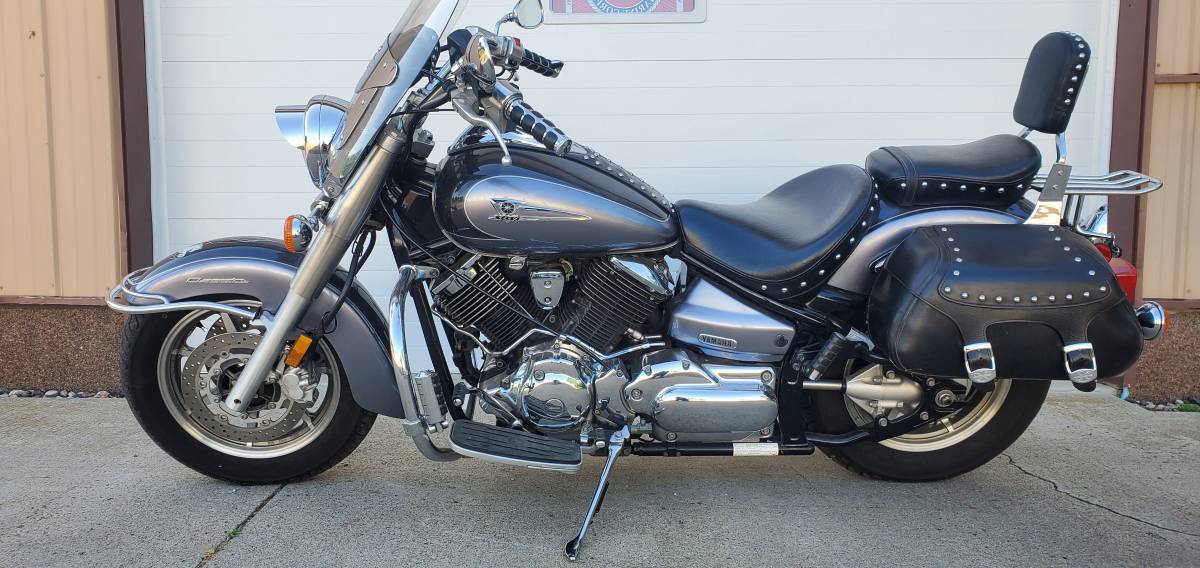 2004 Yamaha, Import USA — Foto 2 z 7