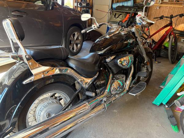2009 Suzuki, Import USA — Foto 2 z 2