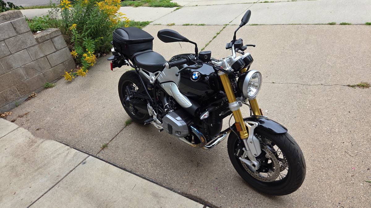 BMW, Import USA — Foto 8 z 12
