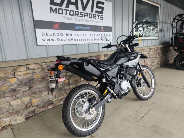 2026 Yamaha, schwarz, Import USA — Foto 5 z 12