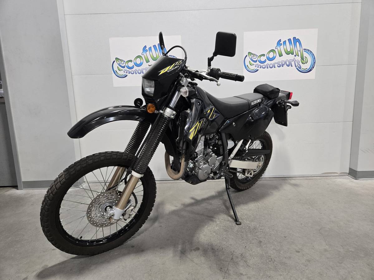 2023 Suzuki, Import USA — Foto 3 z 10