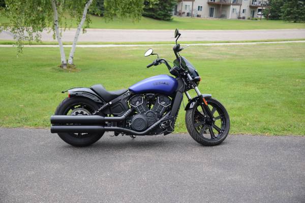 2024 Indian, blau, Import USA — Foto 1
