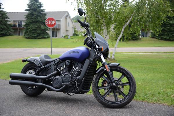 2024 Indian, blau, Import USA — Foto 3 z 6
