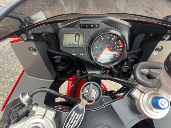 2004 Triumph, Import USA — Foto 6 z 11